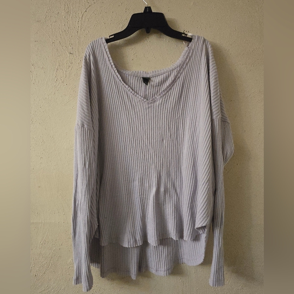 Women's Ribbed Top - Picture 1 of 3